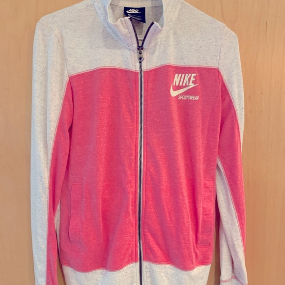 Nike Sweaters - Nike Top/Jacket